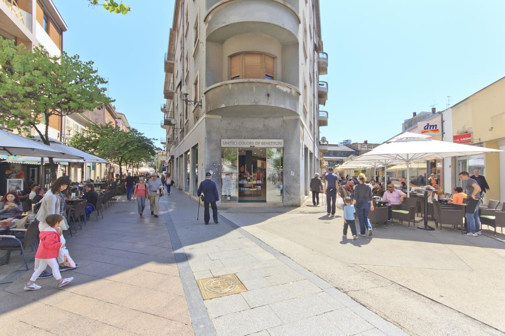 Spacious & Smart Center Apartma