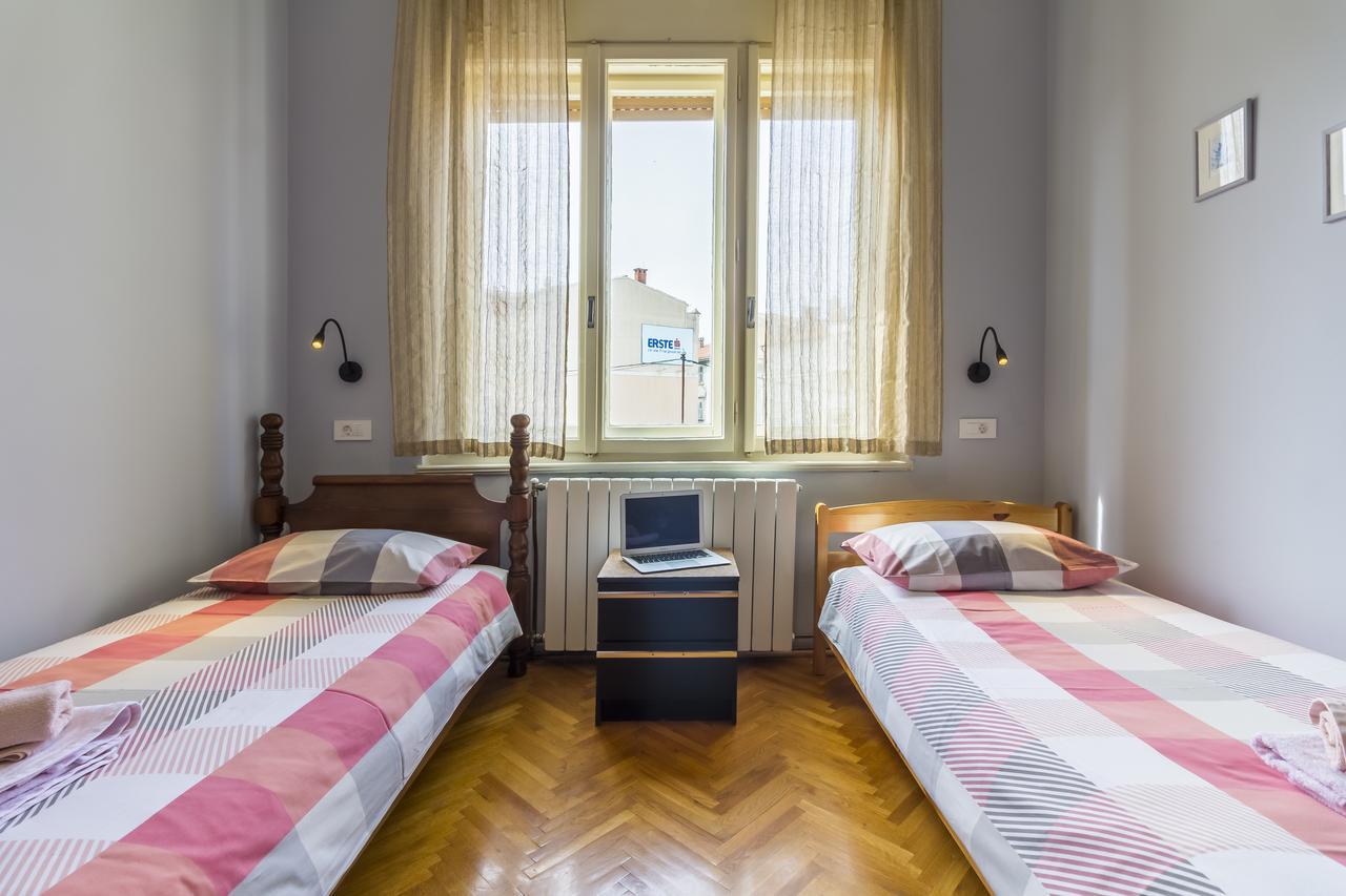 Apartma Spacious & Smart Center